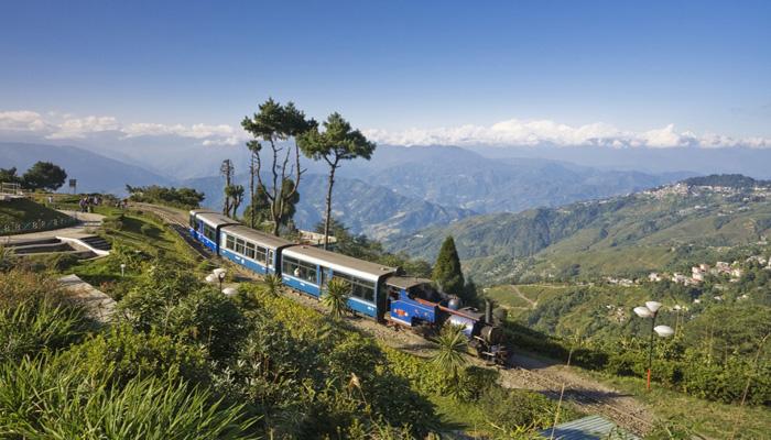 दार्जिलिंगची सुप्रसिद्ध टॉय पुन्हा धावणार