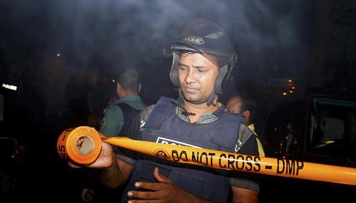 बांग्लादेशात ISISचा दहशतवादी हल्ला, २० जणांचा मृत्यू?