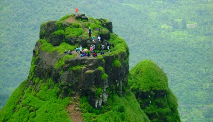 भारतातला चढाईसाठी सगळ्यात धोकादायक किल्ला आहे महाराष्ट्रात  