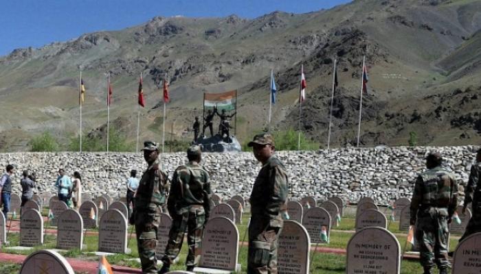 17 वा कारगिल विजय दिवसानिमित्त शहिदांना आदरांजली