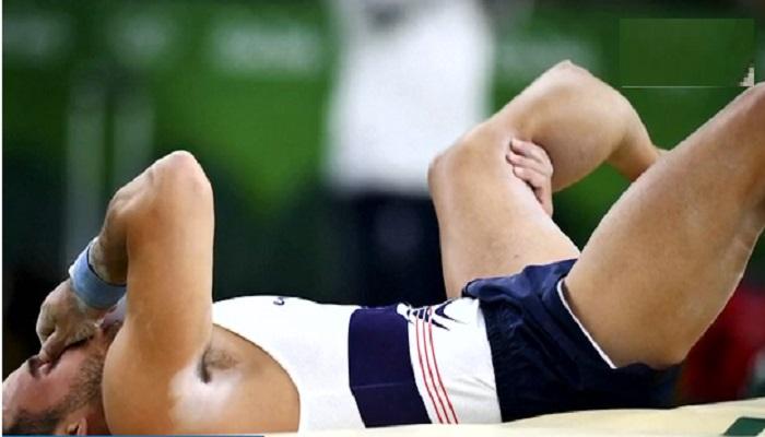 रिओ ऑलिम्पिकमध्ये खेळाडूचा पाय मोडला