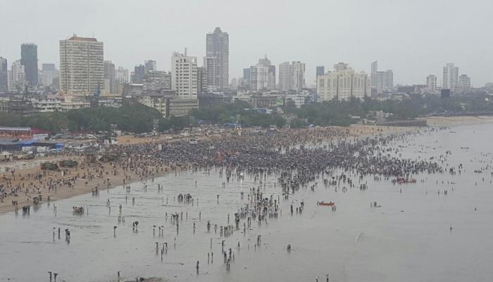 गिरगाव चौपाटीचे हेलिकॉप्टरमधून फोटो, गणेशभक्तांचा मेळा