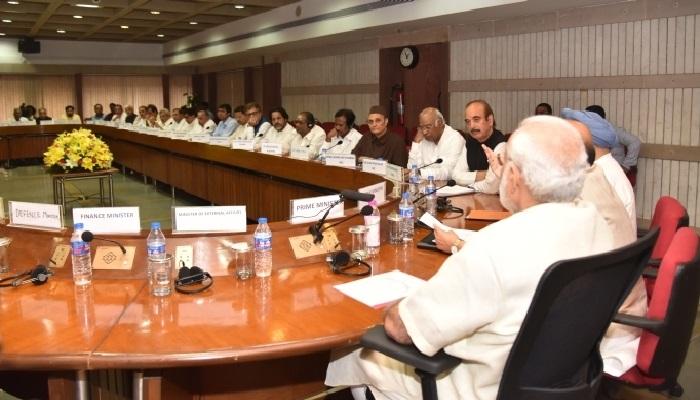 Breaking : पंतप्रधान नरेंद्र मोदींनी बोलावली सर्वपक्षीय बैठक