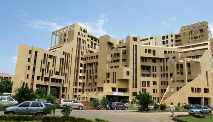 नवी मुंबईतील डी.वाय.पाटील हॉस्पिटलचा परवाना रद्द 