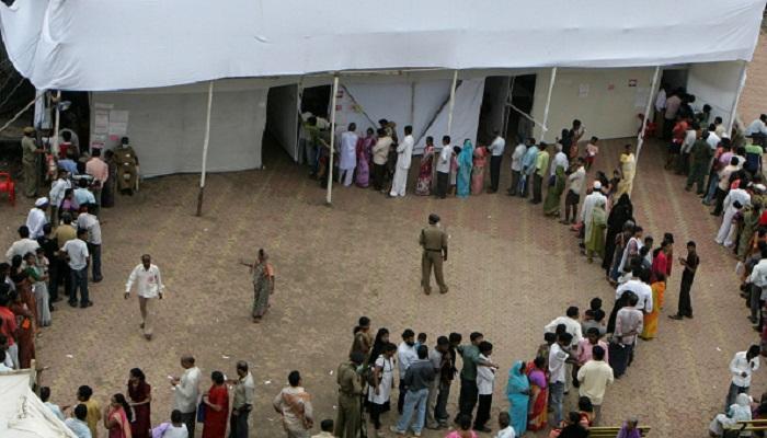 राज्यात ३.३० वाजेपर्यंत सरासरी ५५ टक्के मतदान 