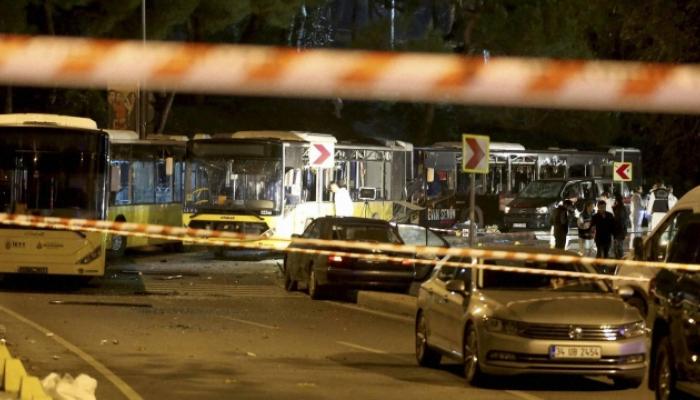 इस्तंबूलच्या फूटबॉल स्टेडियमबाहेर बॉम्बस्फोट, 38 जणांचा मृत्यू