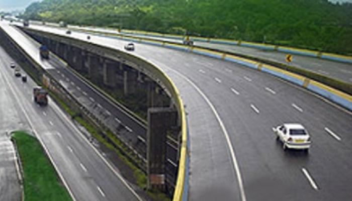 चौपदरीकरण : मुंबई - गोवा राष्ट्रीय महामार्गावर २२ उड्डाणपूल : गडकरी