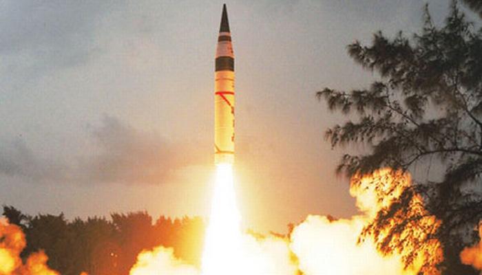 देशाच्या पहिल्या ICBM &#039;अग्नि-५&#039;चं यशस्वी परीक्षण