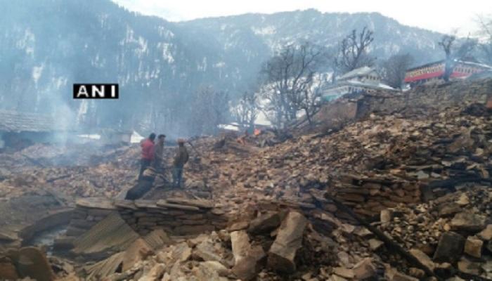 शिमल्यातील तन्नू गावातील आगीत 56 घरे जळून खाक