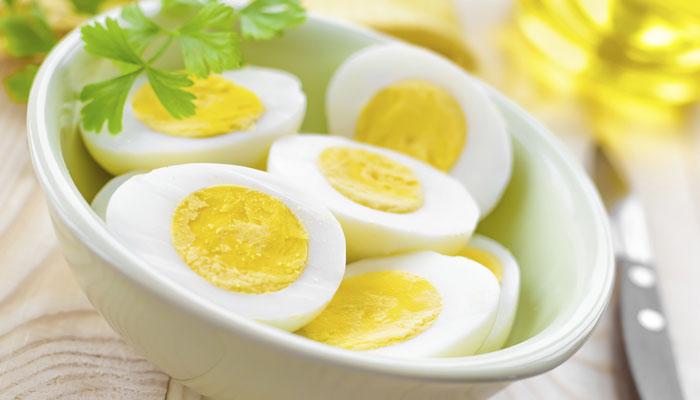 अंडी खा आणि १५ दिवसांत वजन घटवा