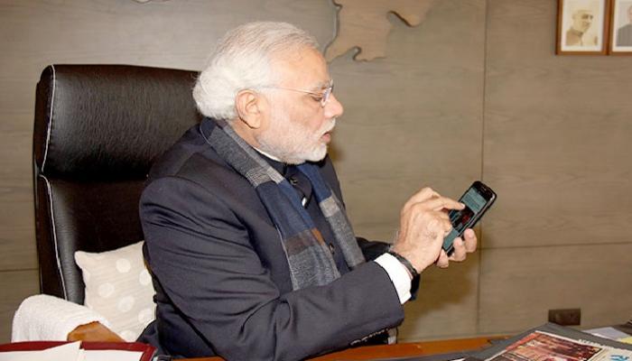 म्हणून पंतप्रधान मोदींनी बैठकीत मोबाईलवर घातली बंदी