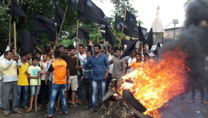 ब्लॉग : नेवाळी ग्रामस्थांचं आंदोलन 