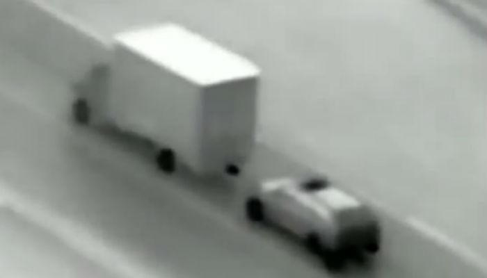 १०० किमी स्पीड असलेल्या गाडीत चोरी (व्हिडिओ) 