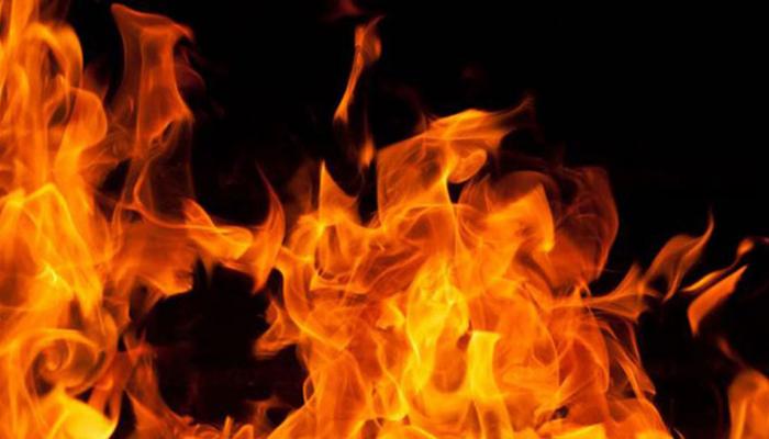 भयंकर : शाळेत लागलेल्या आगीत २५ जणांचा होरपळून मृत्यू 