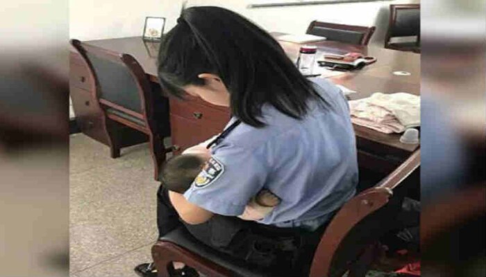 आरोपीच्या बाळाला पोलीस महिलेने केलं स्तनपान !