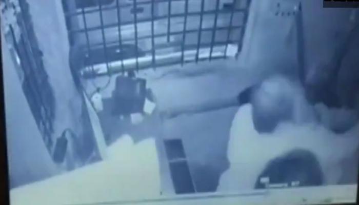 VIDEO: भाजप आमदाराच्या पतीने टोल कर्मचाऱ्याला केली मारहाण