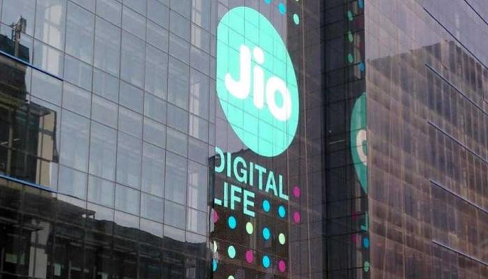 Jio ची धमाकेदार ऑफर, लवकरच 1 GBPS स्पीडने चालणार इंटरनेट 