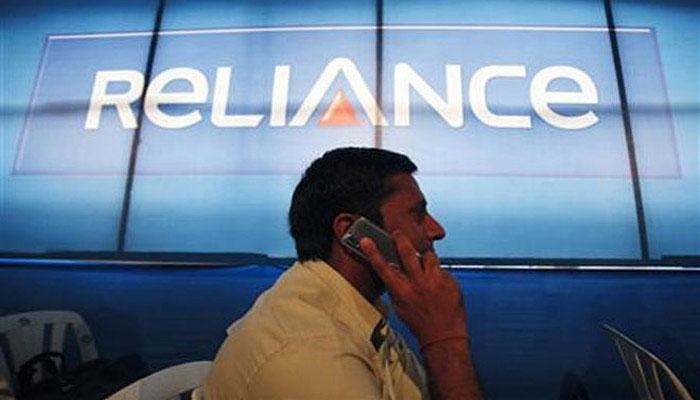 RCom च्या ग्राहकांना झटका, १ डिसेंबरपासून बंद होणार वॉईस कॉल सेवा