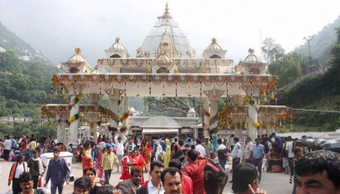  वैष्णोदेवी दर्शनाला जाणाऱ्या भाविकांसाठी मोठी बातमी, दिवसाला ५० हजार यात्रेकरु