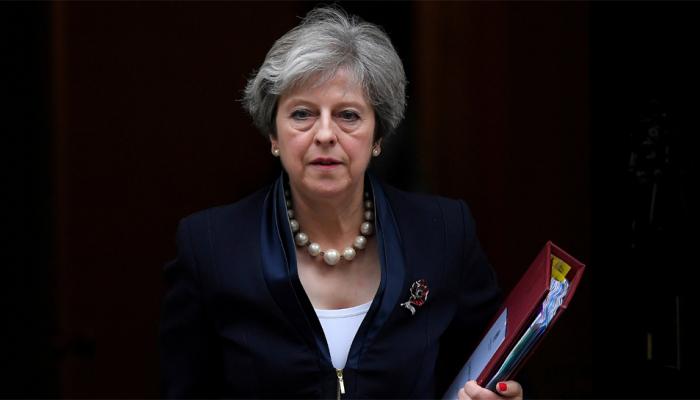 इंग्लंड: पंतप्रधान थेरेसा मे यांच्या हत्येचा कट उधळला; दोघांना अटक