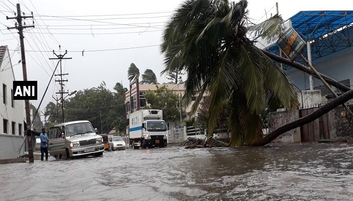 हे कारण होते म्हणून वाचली ओखीच्या तडाख्यातून मुंबई 