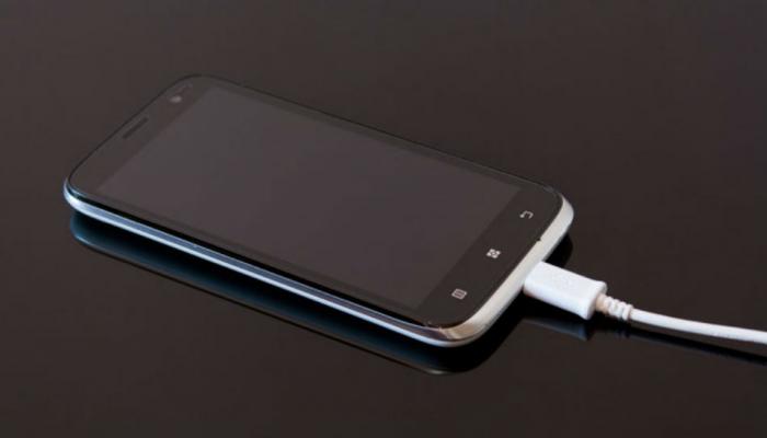 अवघ्या 30 सेकंदांत चार्ज होणार तुमच्या स्मार्टफोनची बॅटरी