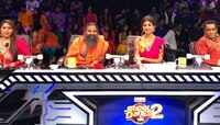 'सुपर डांसर' च्या सेटवर रामदेव बाबांनी गिफ्ट केली स्पर्धकाला गाय 