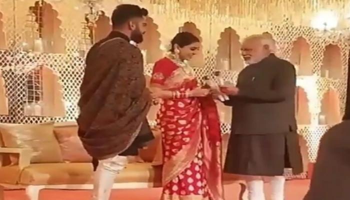 पंतप्रधान मोदींनी विरुष्काला दिले 'हे' खास गिफ्ट....
