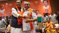 गुजरातच्या मुख्यमंत्रीपदी विजय रुपाणी यांची निवड 