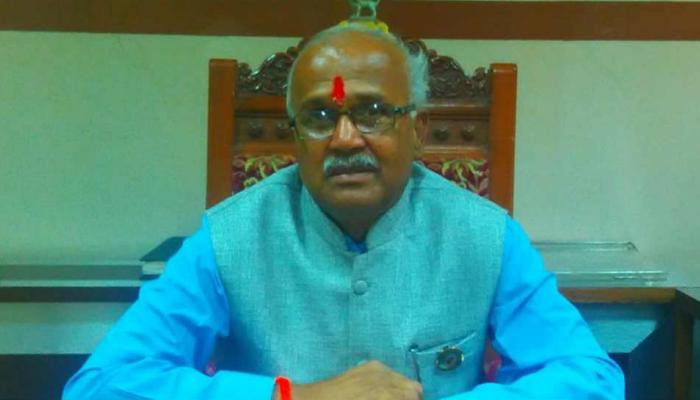 शिवसेनेचे प्रतिक्षा नगरचे नगरसेवक प्रल्हाद ठोंबरे यांचं निधन