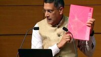 ...म्हणून यंदा गुलाबी रंगात सादर केला आर्थिक सर्वेक्षण अहवाल!