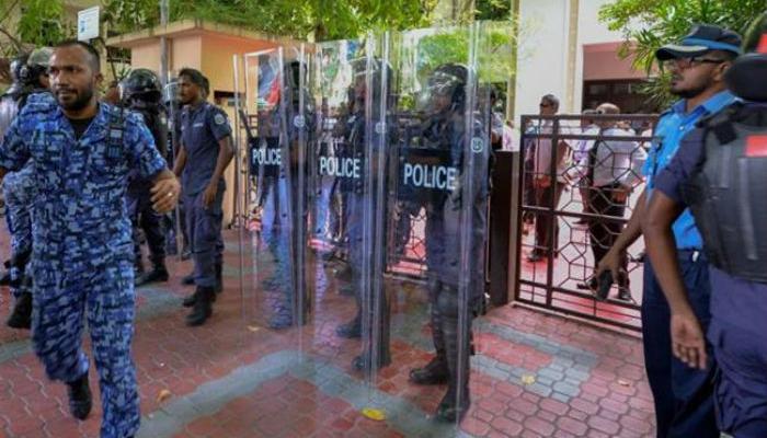 मालदीवमध्ये भारतीय लष्करी हस्तक्षेपाची मागणी