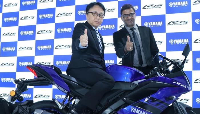 ऑटो एक्सपोमध्ये Yamaha R15 लॉन्च