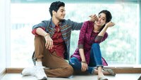 जान्हवी पुन्हा शुटिंगला गेल्यावर टीम धडकने दिली ही' रिअॅक्शन 