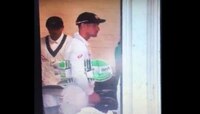 VIDEO : याआधीही कॅमेरुनने बॉलशी केली होती छेडछाड