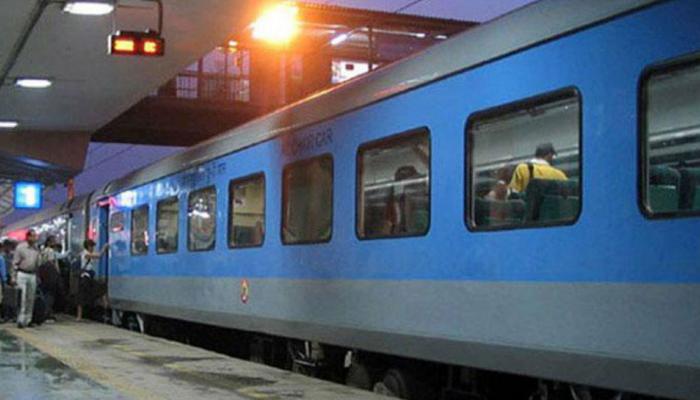 शताब्दी बंद होऊन लवकरच धावणार 'ही' लोकल ट्रेन  