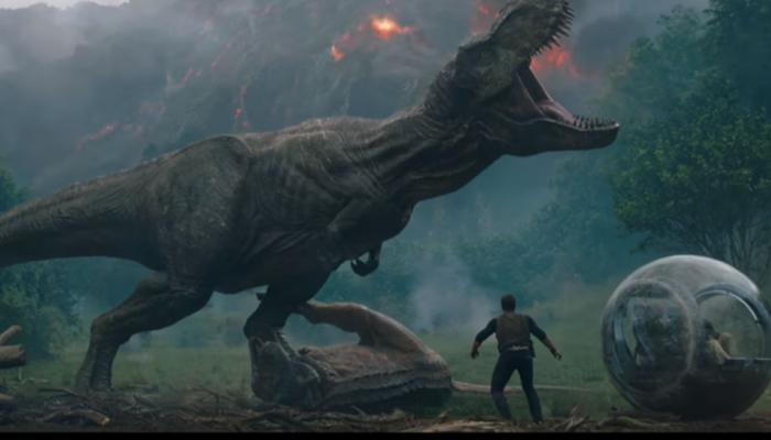 Jurassic World : Fallen Kingdom चा जबरदस्त ट्रेलर 