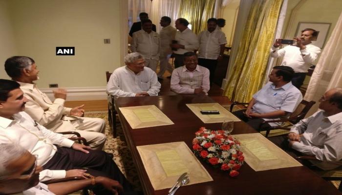 कुमारस्वामींच्या शपथविधी सोहळ्यात भाजप विरोधकांचे शक्तीप्रदर्शन