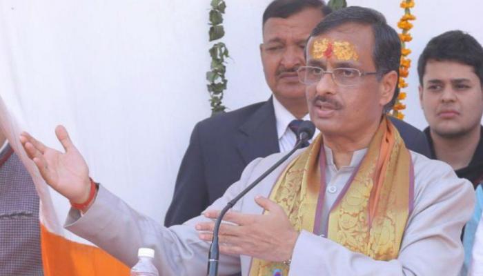 सीतेला 'टेस्ट ट्युब बेबी' म्हणणाऱ्या उपमुख्यमंत्र्याला कोर्टात खेचलं!