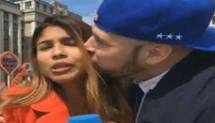 VIDEO : फीफा वर्ल्ड कपमध्ये फॅनची महिला पत्रकाराला लाइव्ह शोमध्ये KISS 