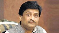 'इंदिराजींवर टीका म्हणजे सूर्यावर थुंकणं'