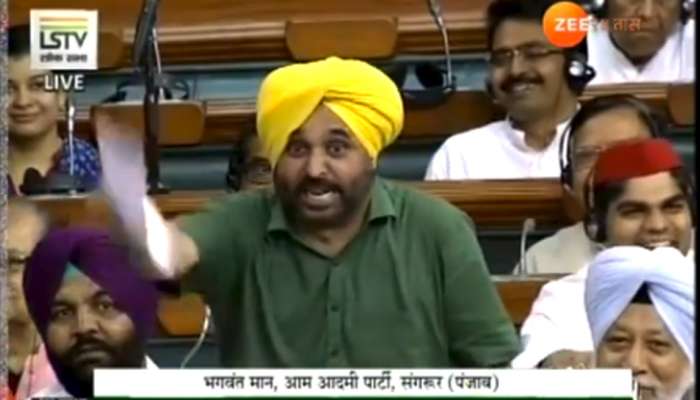 लोकसभेत मोदींच्या आश्वासनांची 'आप'ने अशी उडवली खिल्ली