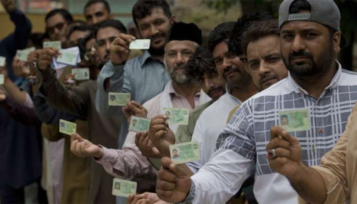 निवडणूक निकाल : इम्रान खान पार्टीची पाकिस्तानात सत्ता येणार?