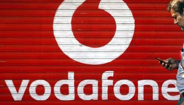 JIO ला टक्कर देण्यासाठी Vodafone चा सर्वात स्वस्त जबदस्त प्लान लॉन्च