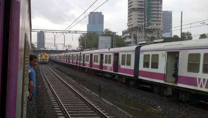 मुंबई: रेल्वेच्या तिन्ही मार्गांवर मेगाब्लॉक
