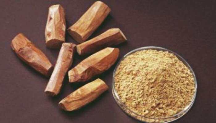 त्वचेचं सौंदर्य  खुलवण्यासाठी रक्तचंदन फायदेशीर 