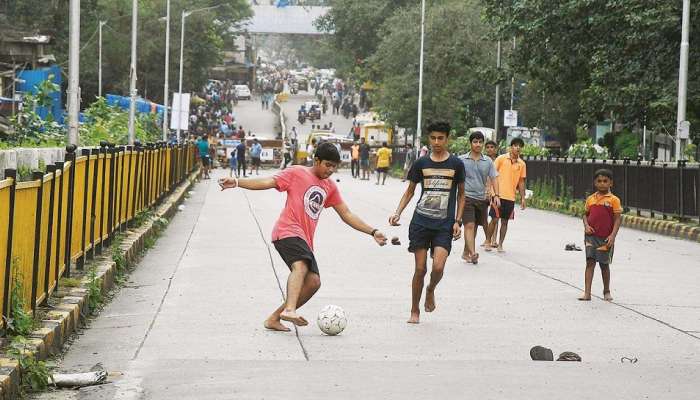 मुंबई: लोअर-परळ रेल्वे स्थानकावरील पूल पाडण्यास आजपासून सुरूवात