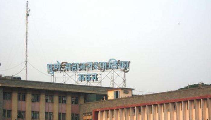 पुणे महापालिकेचा मोठ्ठा जोक! रिक्षाचं भाडं ३८ लाख रुपये 