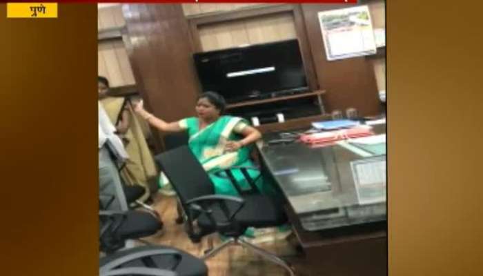 Pune BJP Corporator Rajshree Kale Cried In Front Of Palika Officer