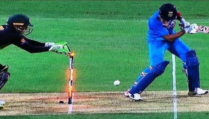 कांगारूंचा 'रडीचा डाव' चव्हाट्यावर, विकेटकिपरने केलं असं काही...